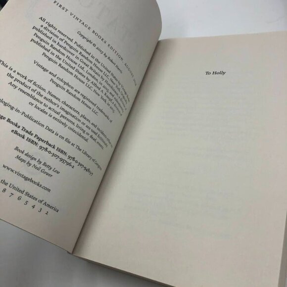 Robert Harris Set of 2 Paperback Fiction Books Dictator Munich NYT Bestseller - Picture 9 of 14